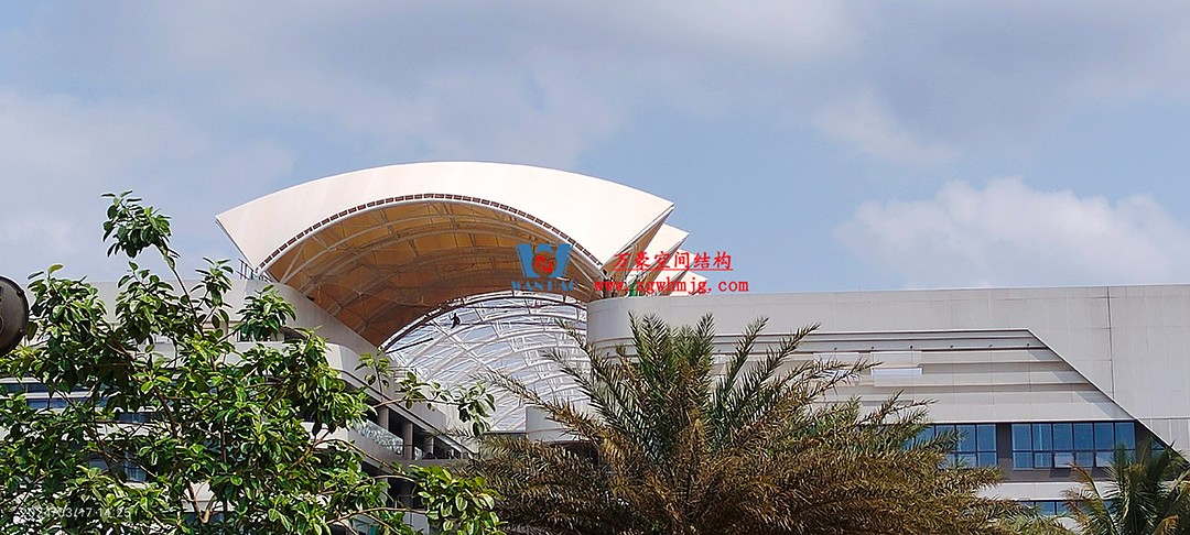 施工加速,這個(gè)PTFE膜結(jié)構(gòu)天幕即將完工! 施工加速,這個(gè)PTFE膜結(jié)構(gòu)天幕即將完工!