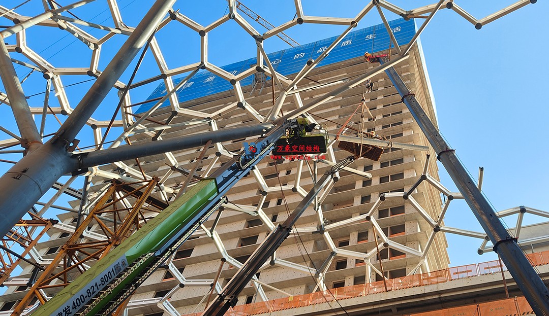 “老故事 新生活”——ETFE膜結(jié)構(gòu)天幕,賦新生活理想 “老故事 新生活”——ETFE膜結(jié)構(gòu)天幕,賦新生活理想